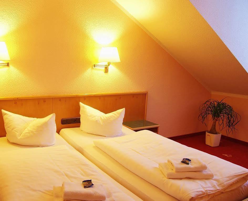 Hotel Goldener Fasan Oranienbaum-Woerlitz Exterior photo